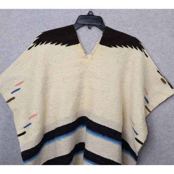 Central American Hand Woven Poncho Fring Bottom Aztec‎ - Picture 7 of 10